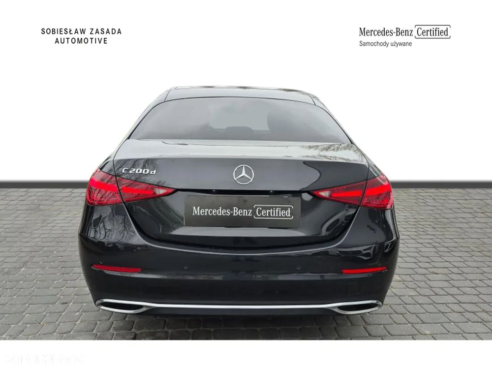 Mercedes-Benz Klasa C 200 d mHEV - 4