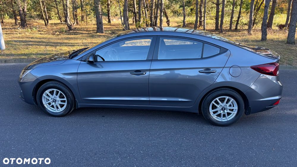 Hyundai Elantra 1.6 Classic Plus - 7