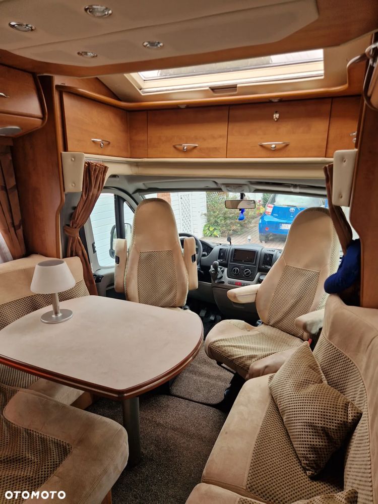 Carthago Chic C-Line T Plus 4.8 LE - 8