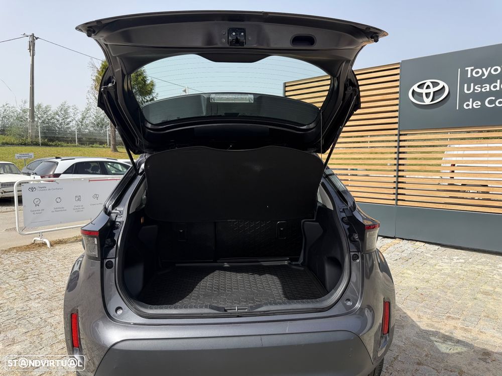 Toyota Yaris Cross 1.5 HDF Comfort Plus AWD - 17