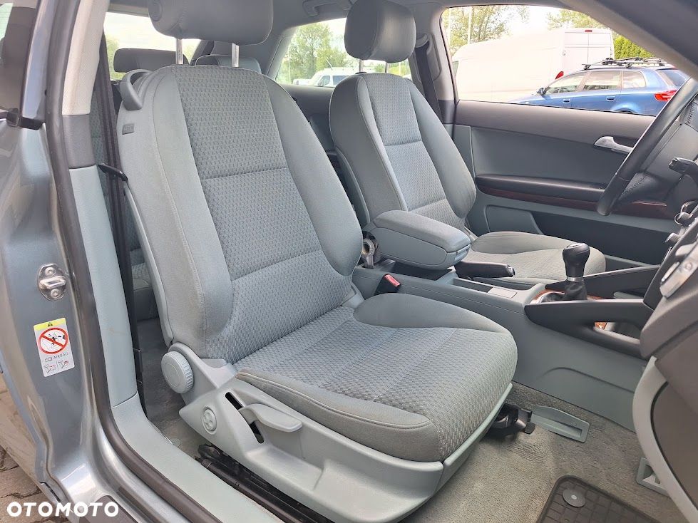 Audi A3 3-drzwiowe 1.4T FSI Ambiente - 11