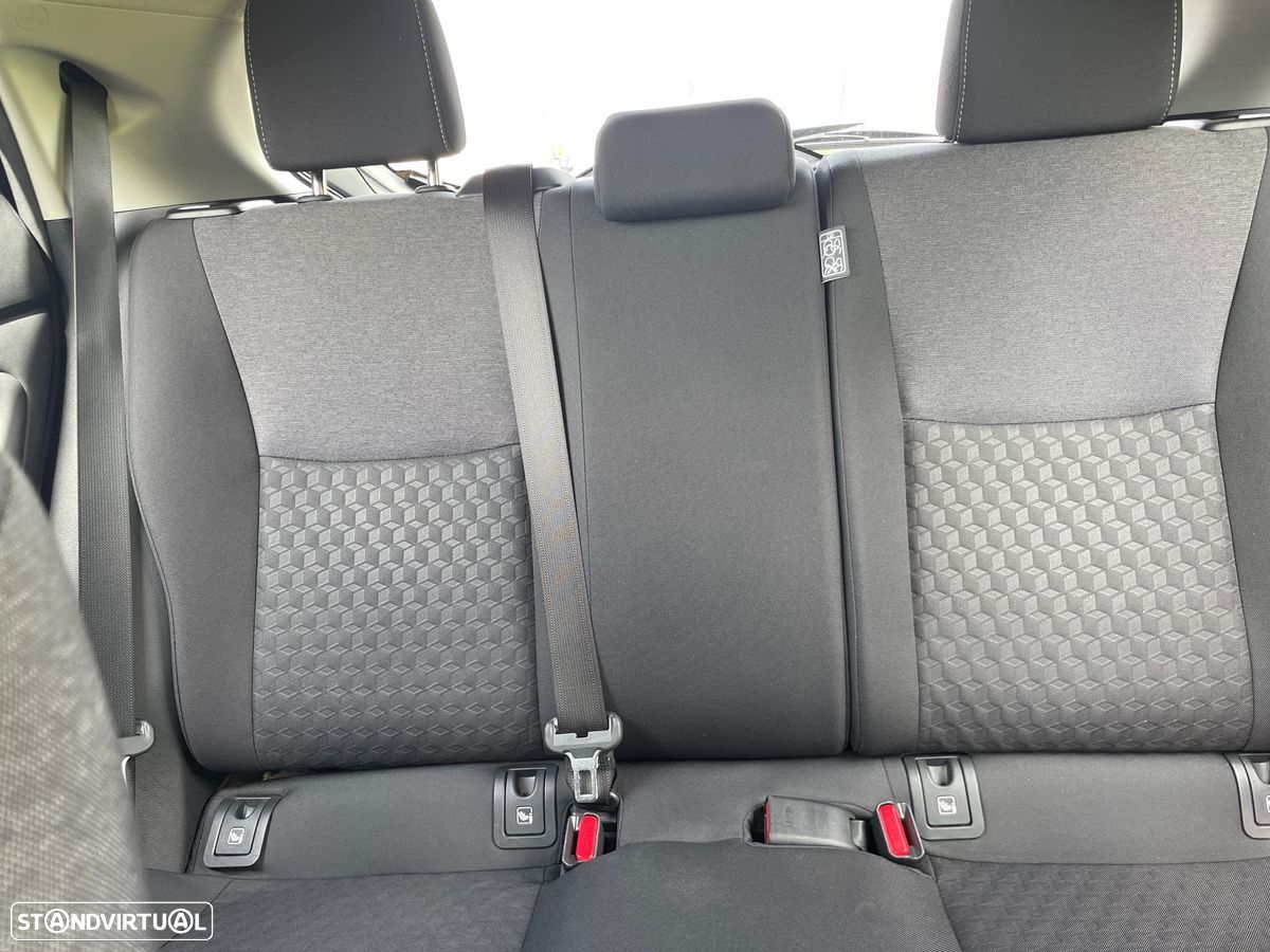Toyota Yaris - 18