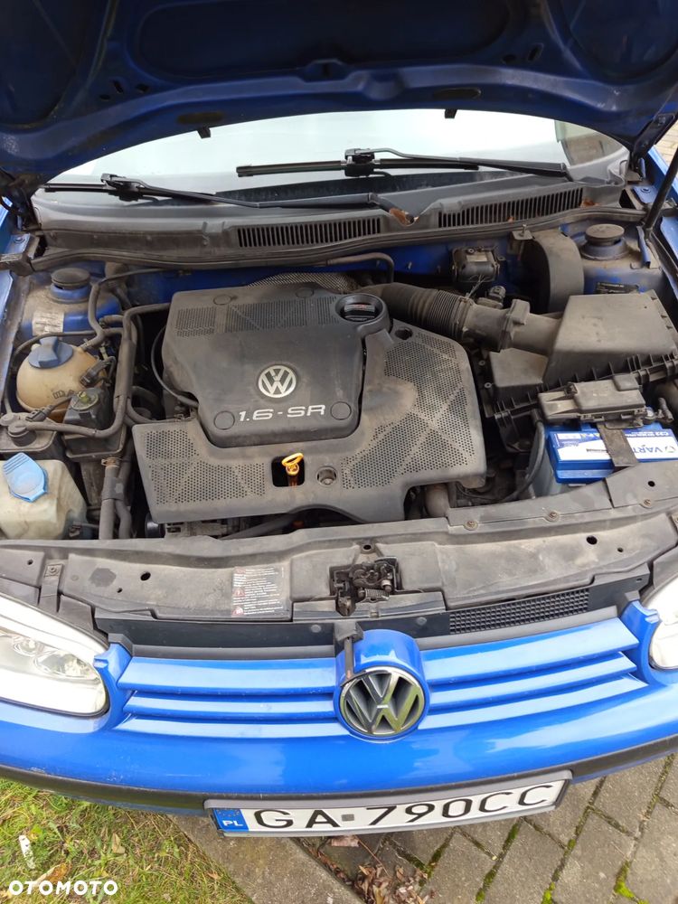 Volkswagen Golf - 5