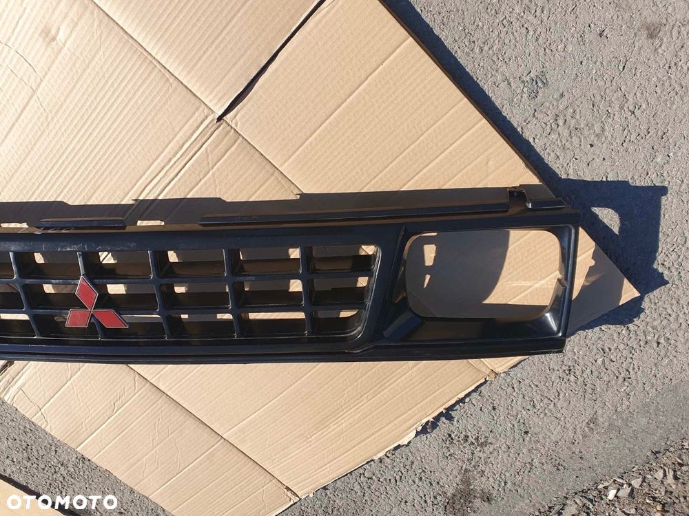 GRILL ATRAPA MITSUBISHI L200 96-01 - 5
