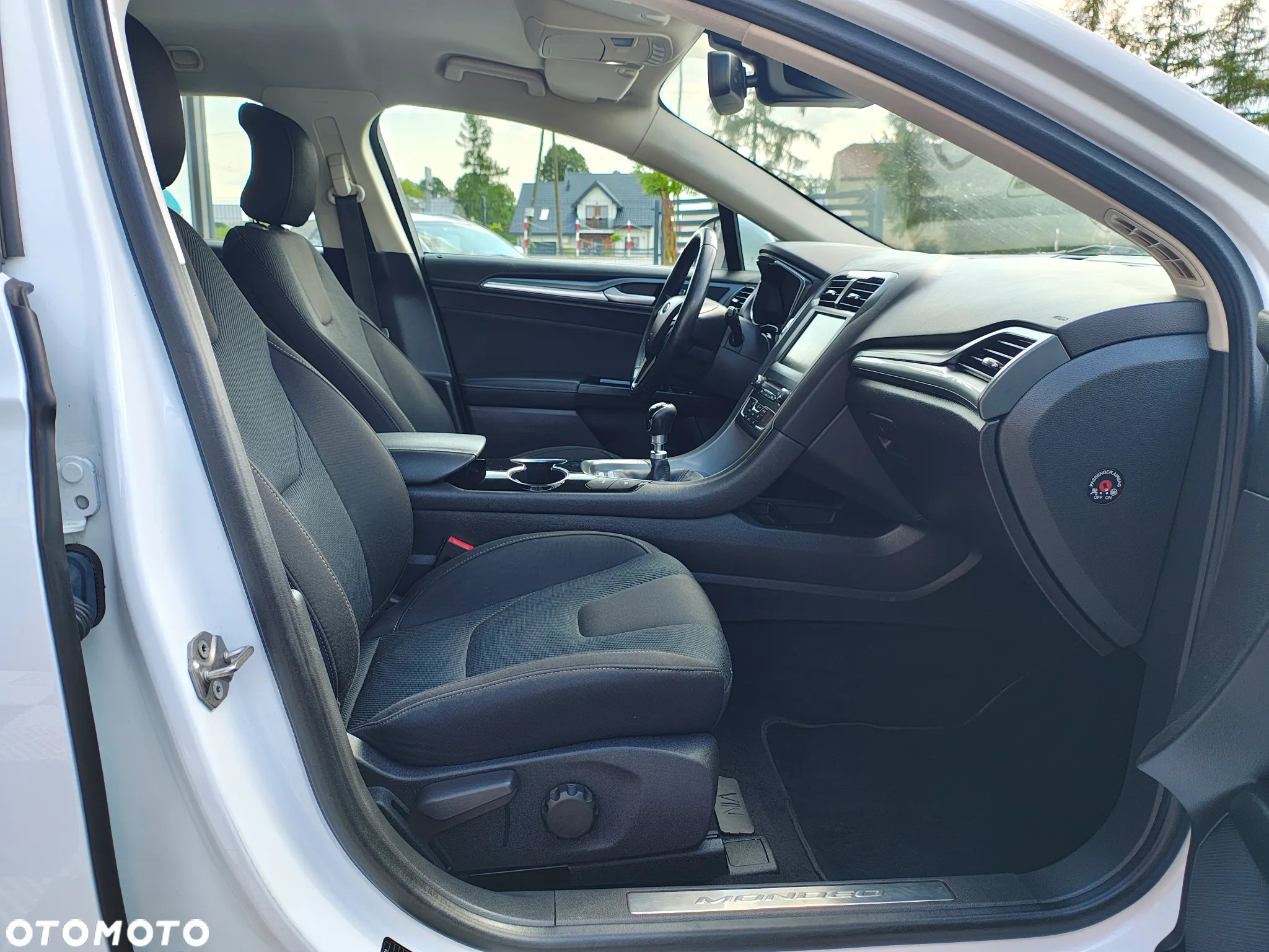 Ford Mondeo 1.5 TDCi Ambiente - 19