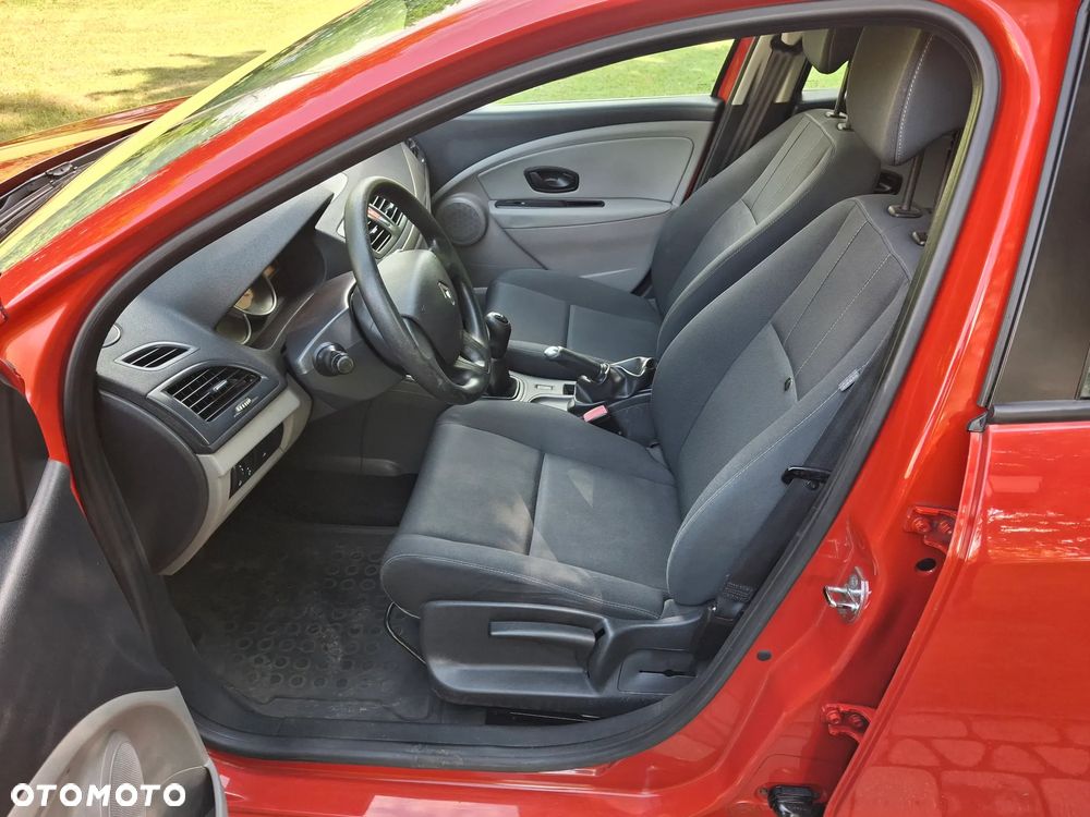 Renault Megane 1.6 16V 100 Authentique - 13
