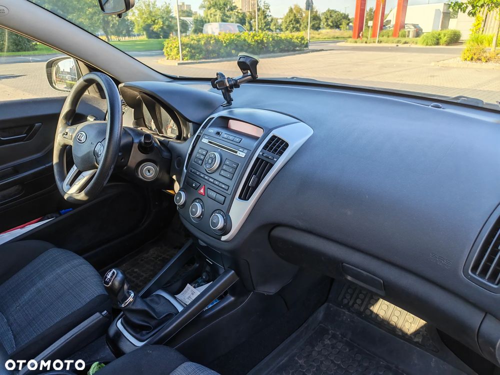 Kia Ceed 1.6 Crdi Comfort + - 9