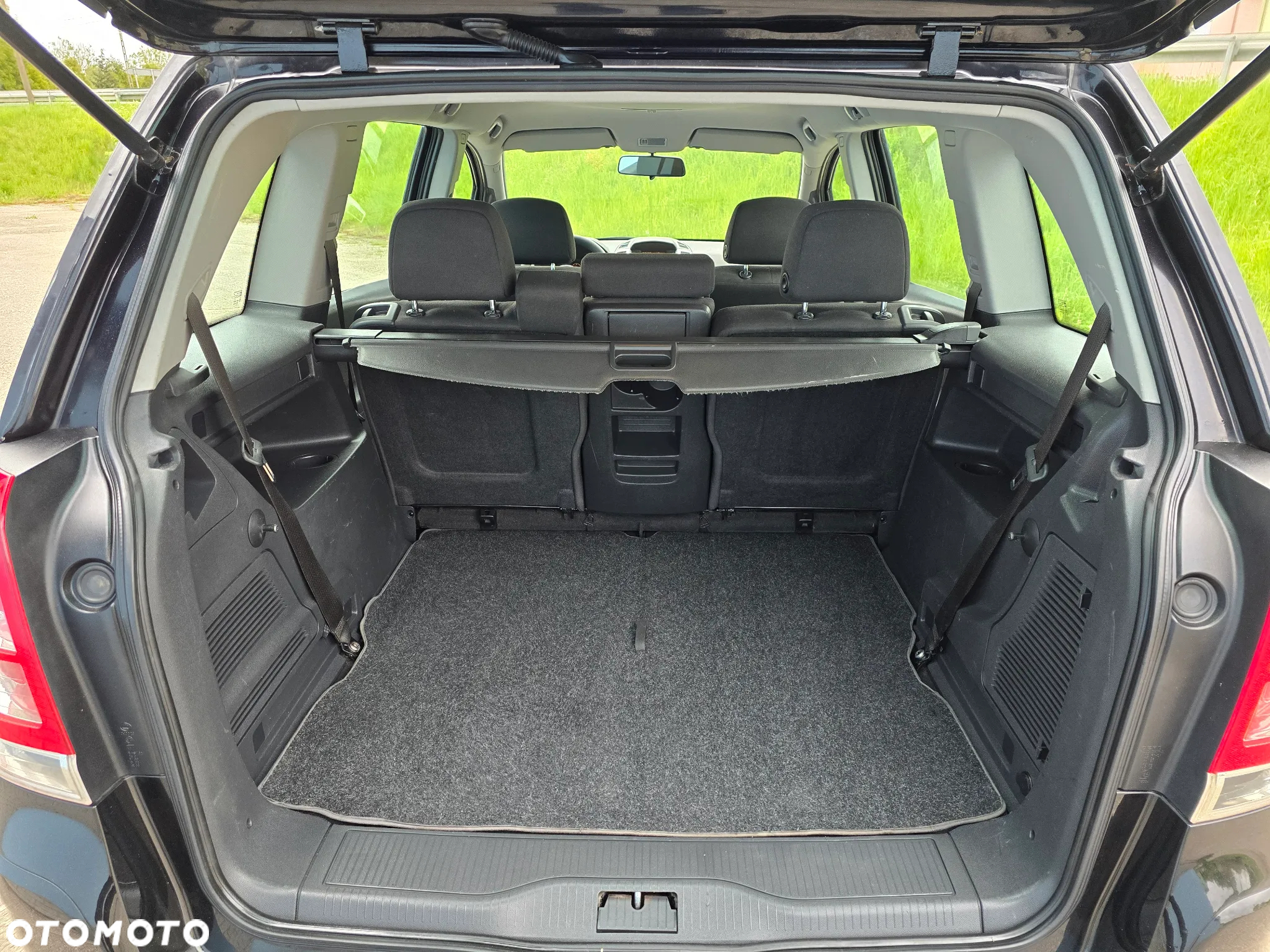 Opel Zafira 1.8 Family - 9