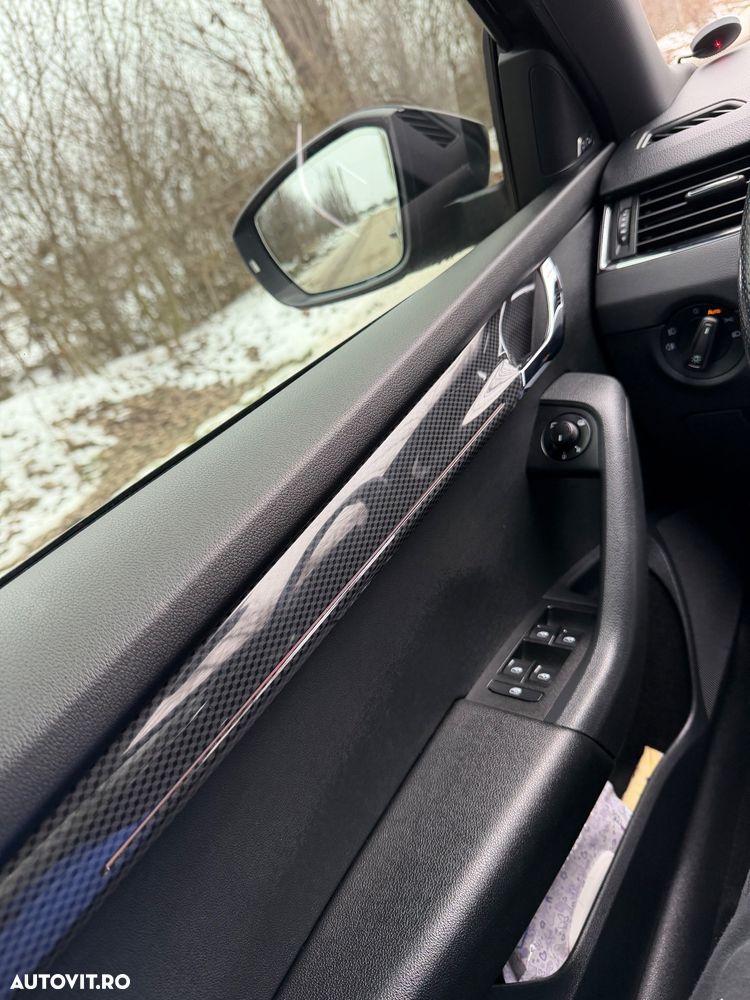 Skoda Octavia 2.0 245 TSI DSG RS - 25