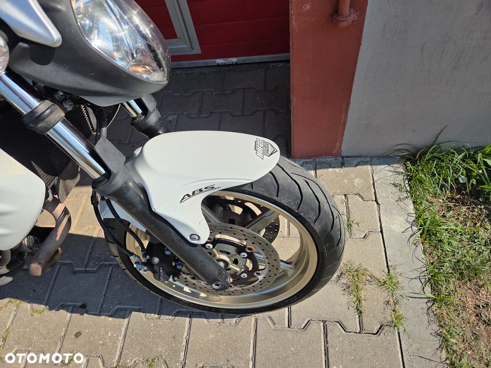 Suzuki SV - 10