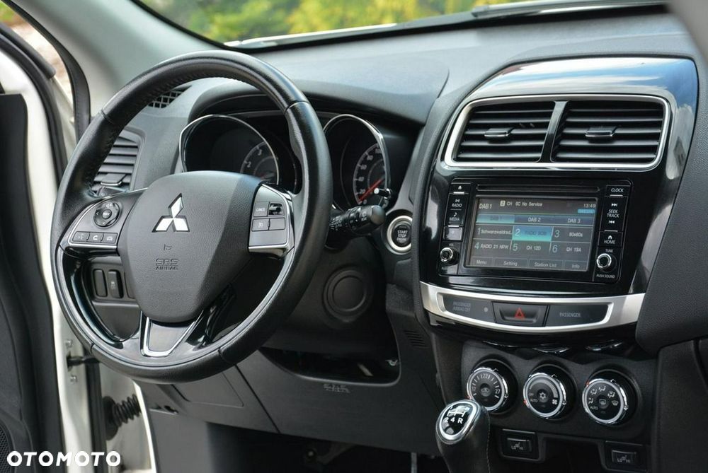 Mitsubishi ASX 1.6 Instyle - 18