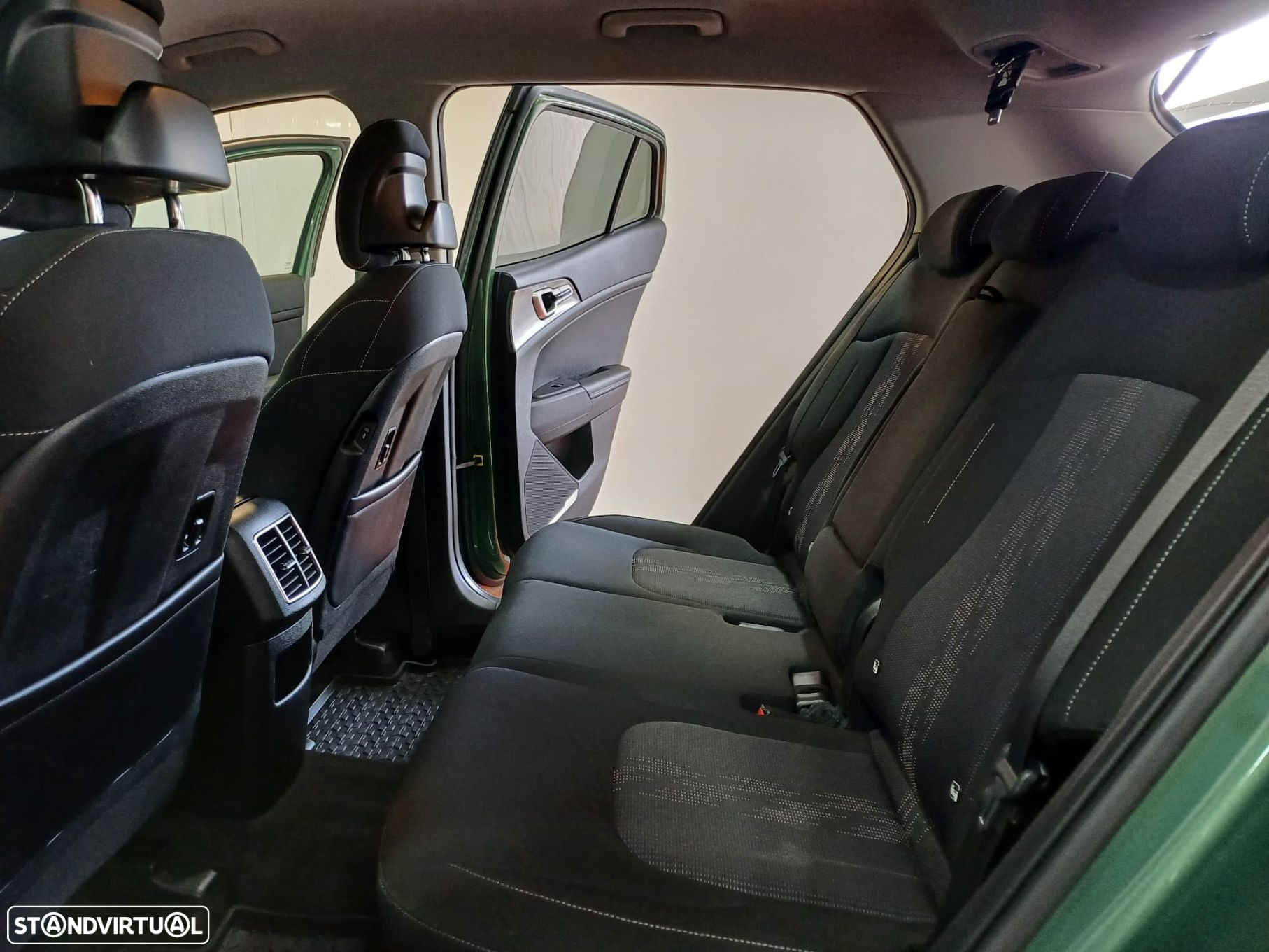 Kia Sportage 1.6 T-GDI Drive - 12