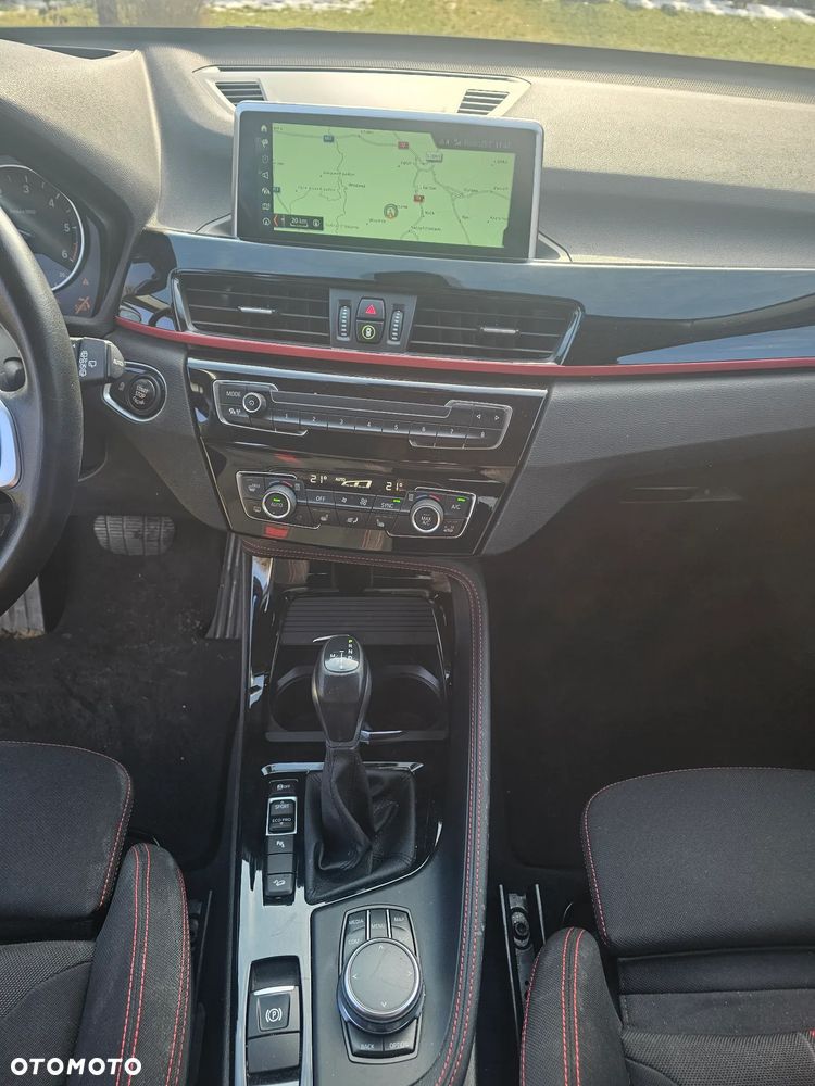 BMW X1 xDrive18d Sport Line - 16