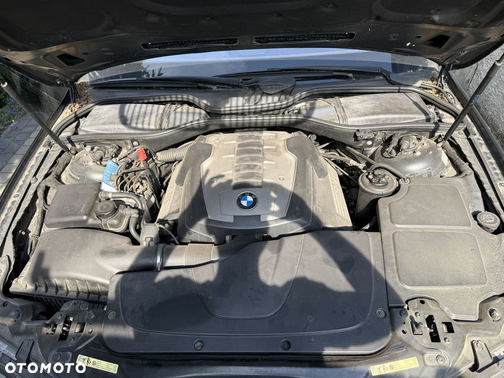 BMW Seria 7 740i - 3