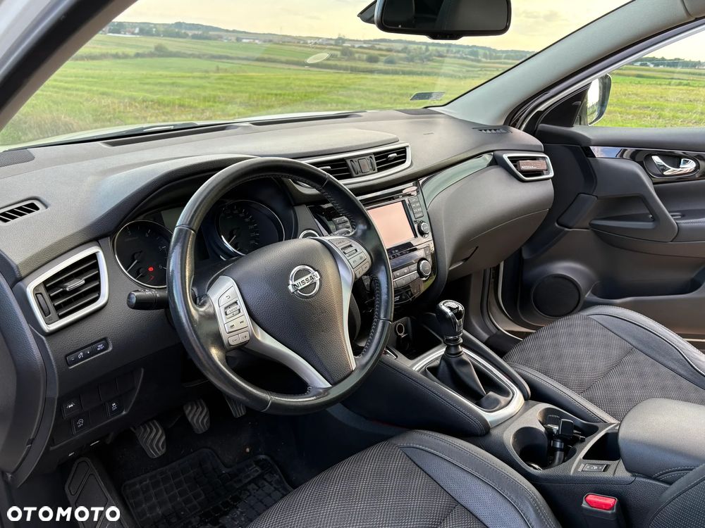 Nissan Qashqai 1.6 dCi Tekna - 11