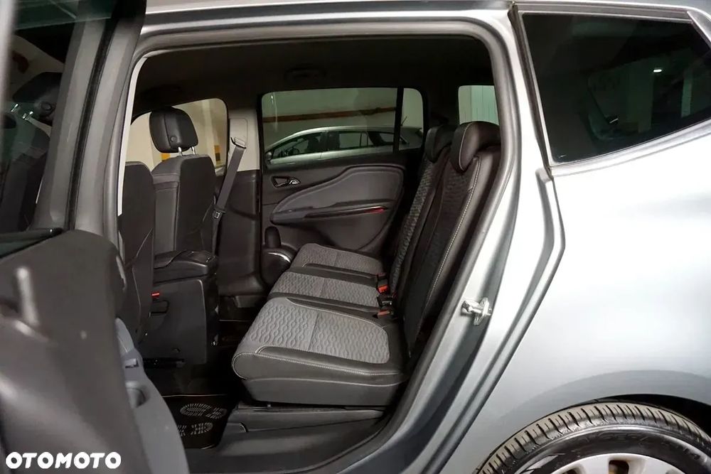 Opel Zafira - 31