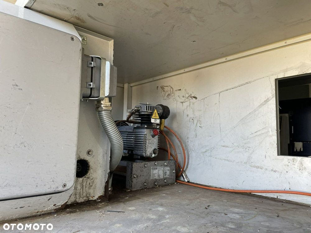 Mercedes-Benz Sprinter - 17