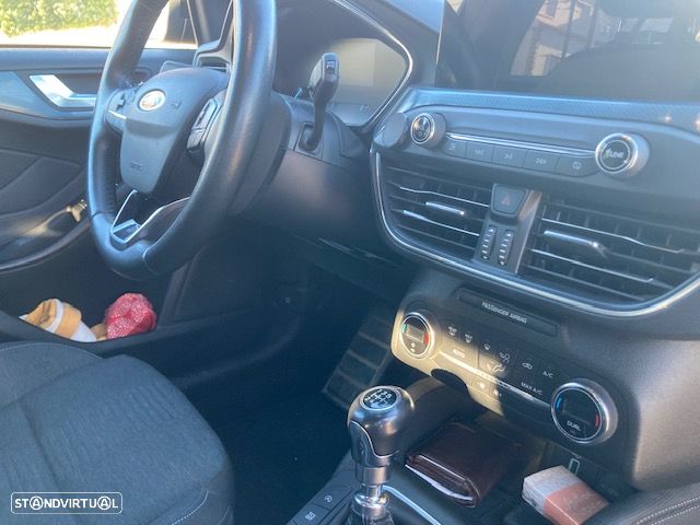 Ford Focus SW 1.0 EcoBoost Active X - 14