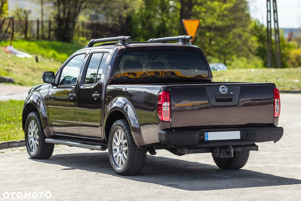Nissan Navara 3.0 D V6 Platinum Long EU5 - 13
