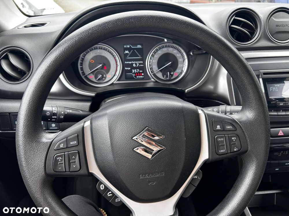 Suzuki Vitara - 8