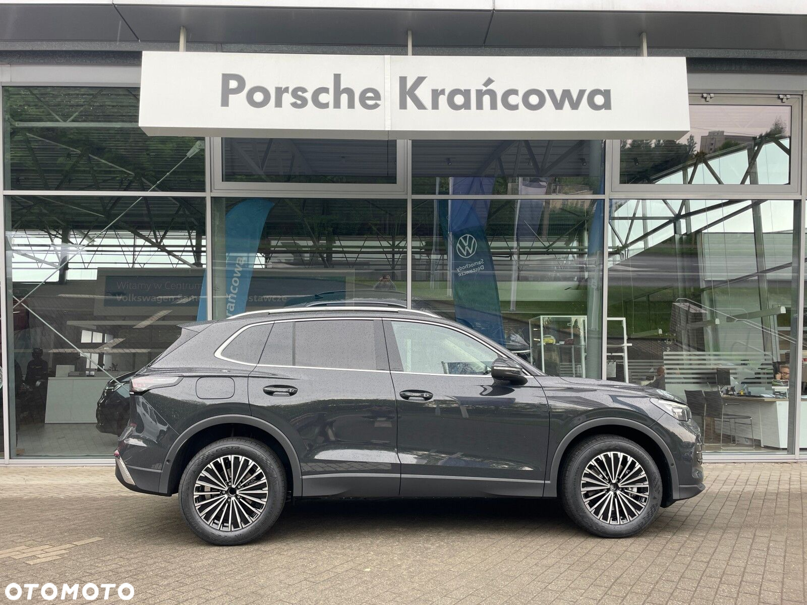 Volkswagen Tiguan - 9
