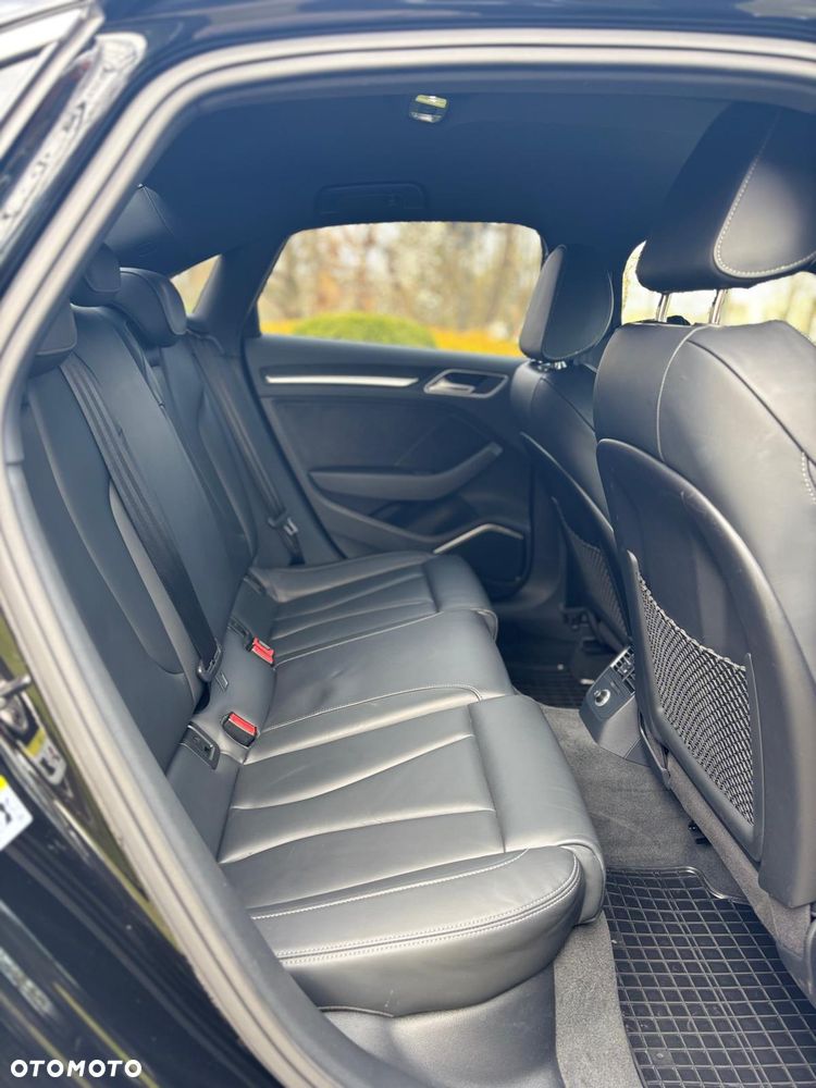 Audi RS3 Limousine 2.5 TFSI Quattro S tronic - 19