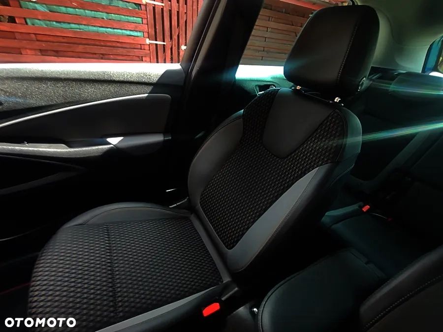 Opel Crossland X 1.2 T Edition S&S - 33