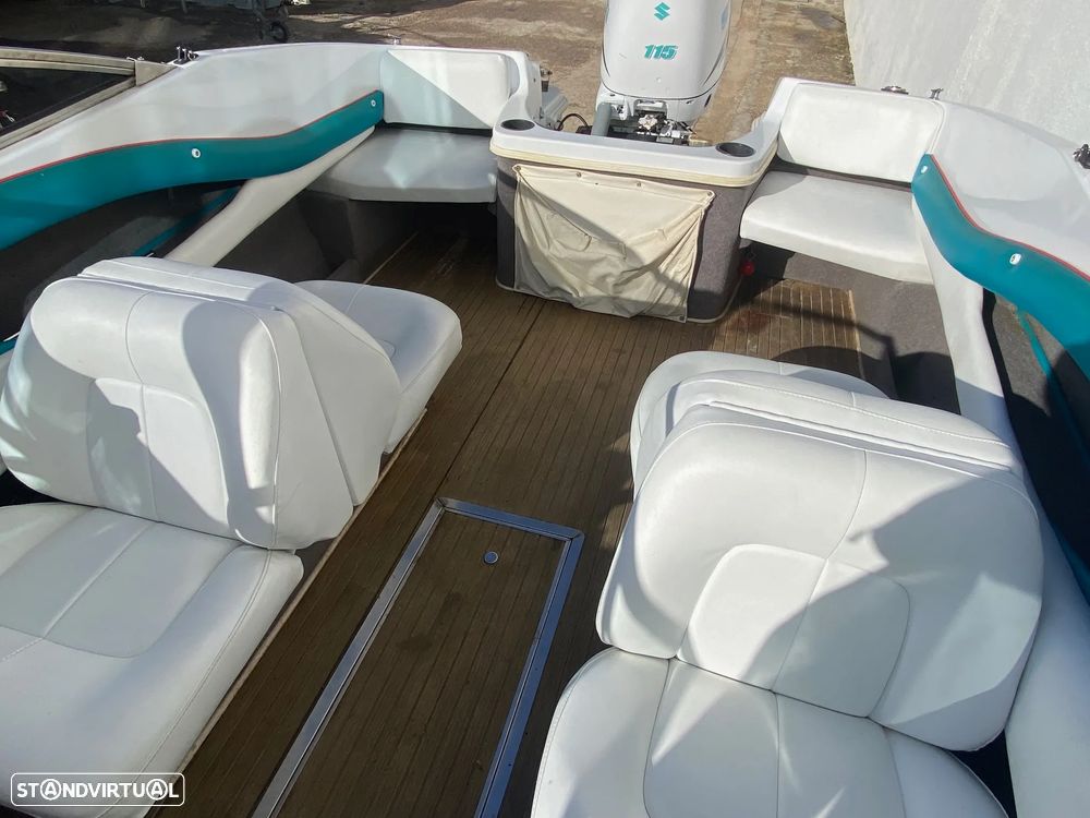 Bayliner Capri 1800 Bowrider - 19