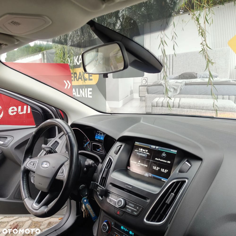 Ford Focus - 12