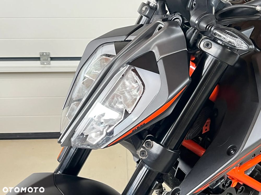 KTM Duke 125 - 9