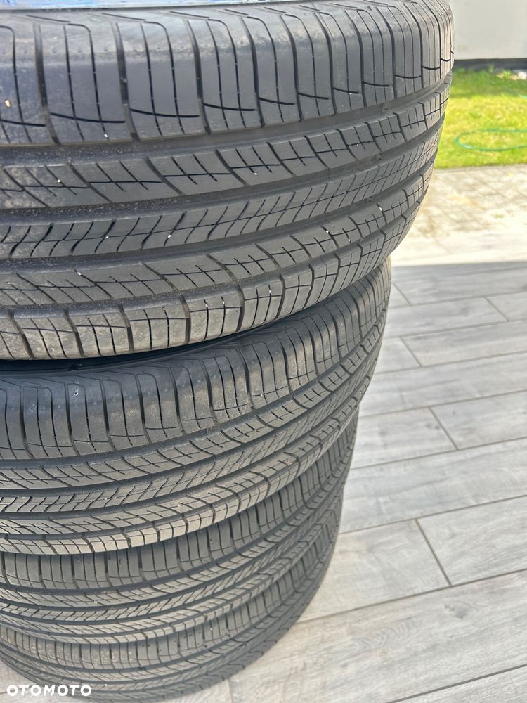 Nowe opony HANKOOK 225/55 R19 przebieg ok 150km ( salon- wulkanizator) - 4