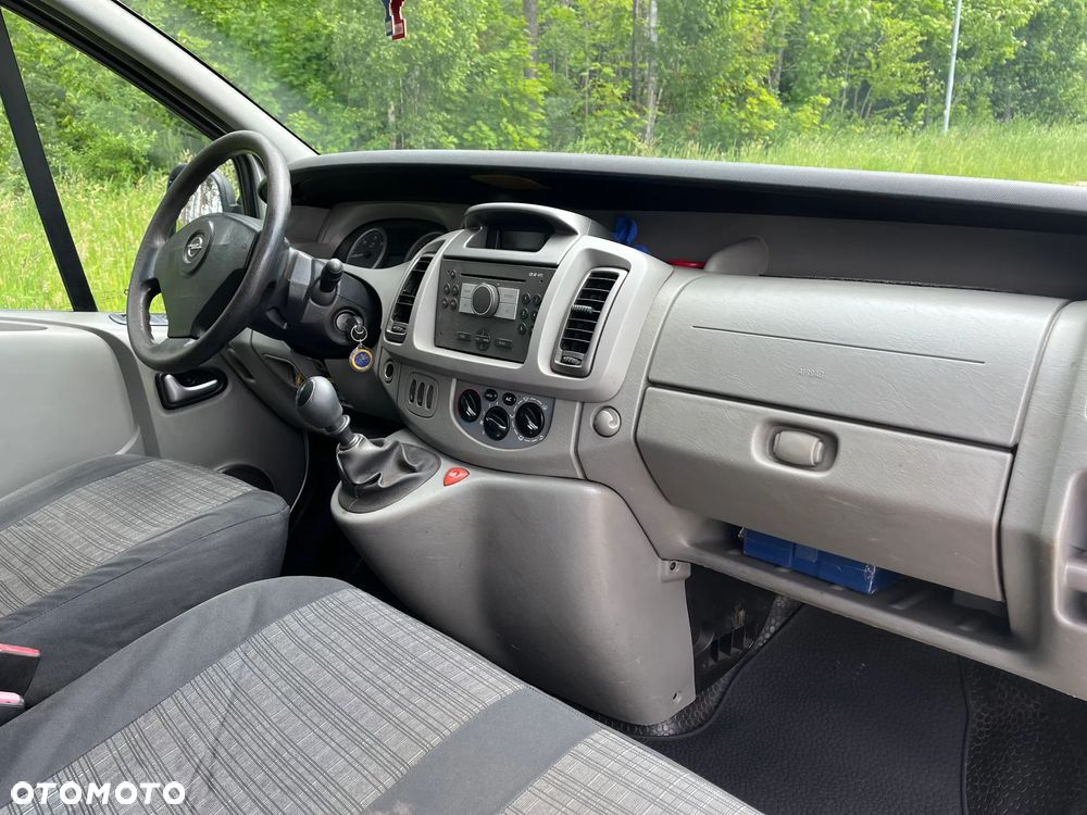Opel Vivaro L2H1 2.9t - 8