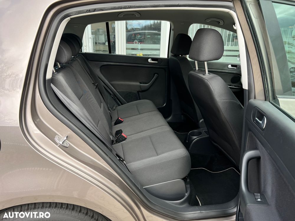 Volkswagen Golf Plus 1.6 Comfortline - 9