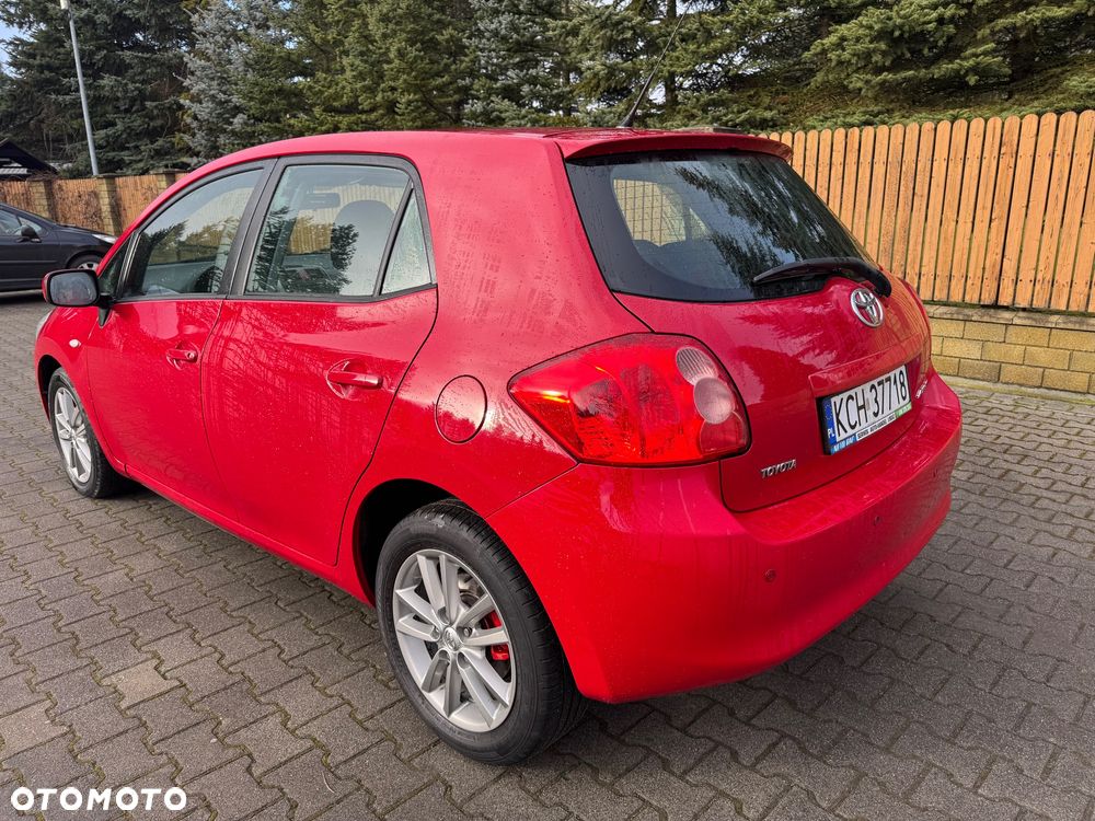 Toyota Auris - 5