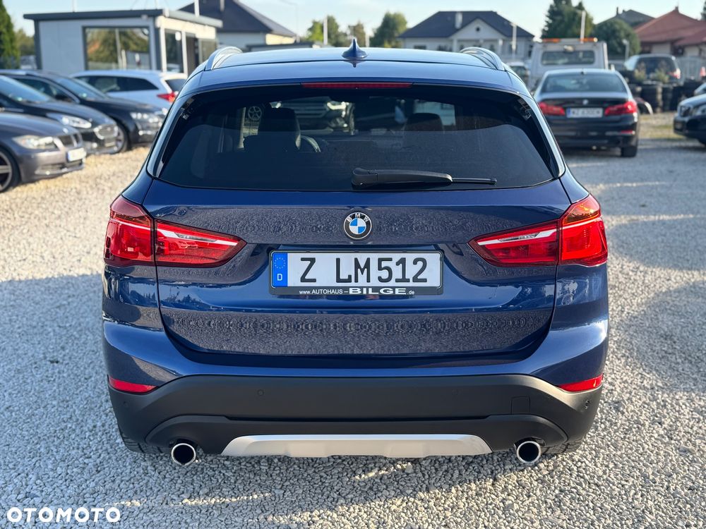 BMW X1 xDrive25i xLine sport - 9