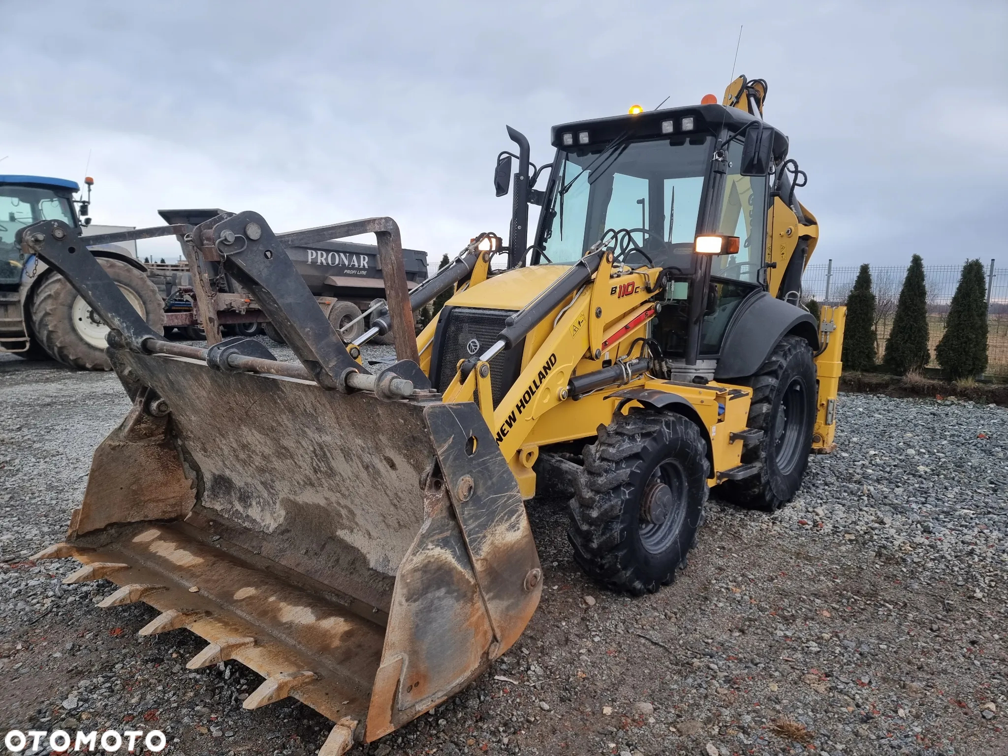 New Holland B110C - 7