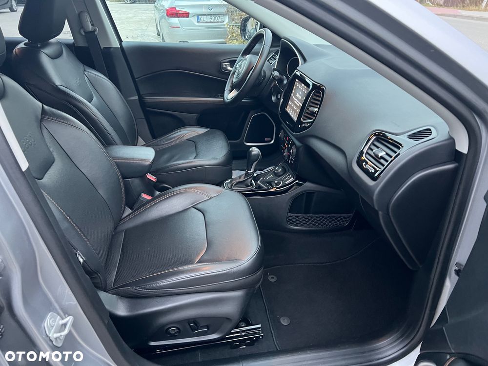 Jeep Compass 2.0 MultiJet Active Drive Automatik Limited - 35