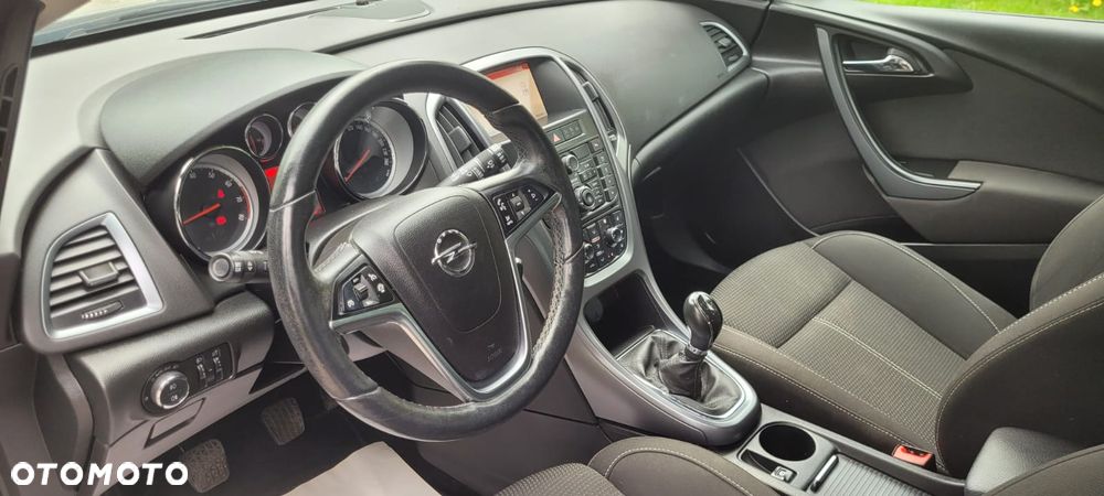 Opel Astra - 24