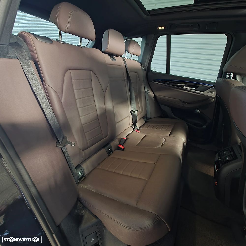 BMW iX3 Impressive - 26