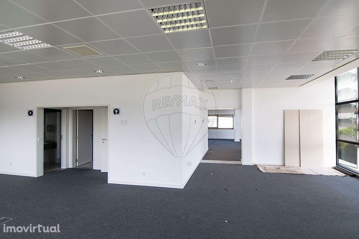 Escritório  para arrendamento - Grande imagem: 2/16