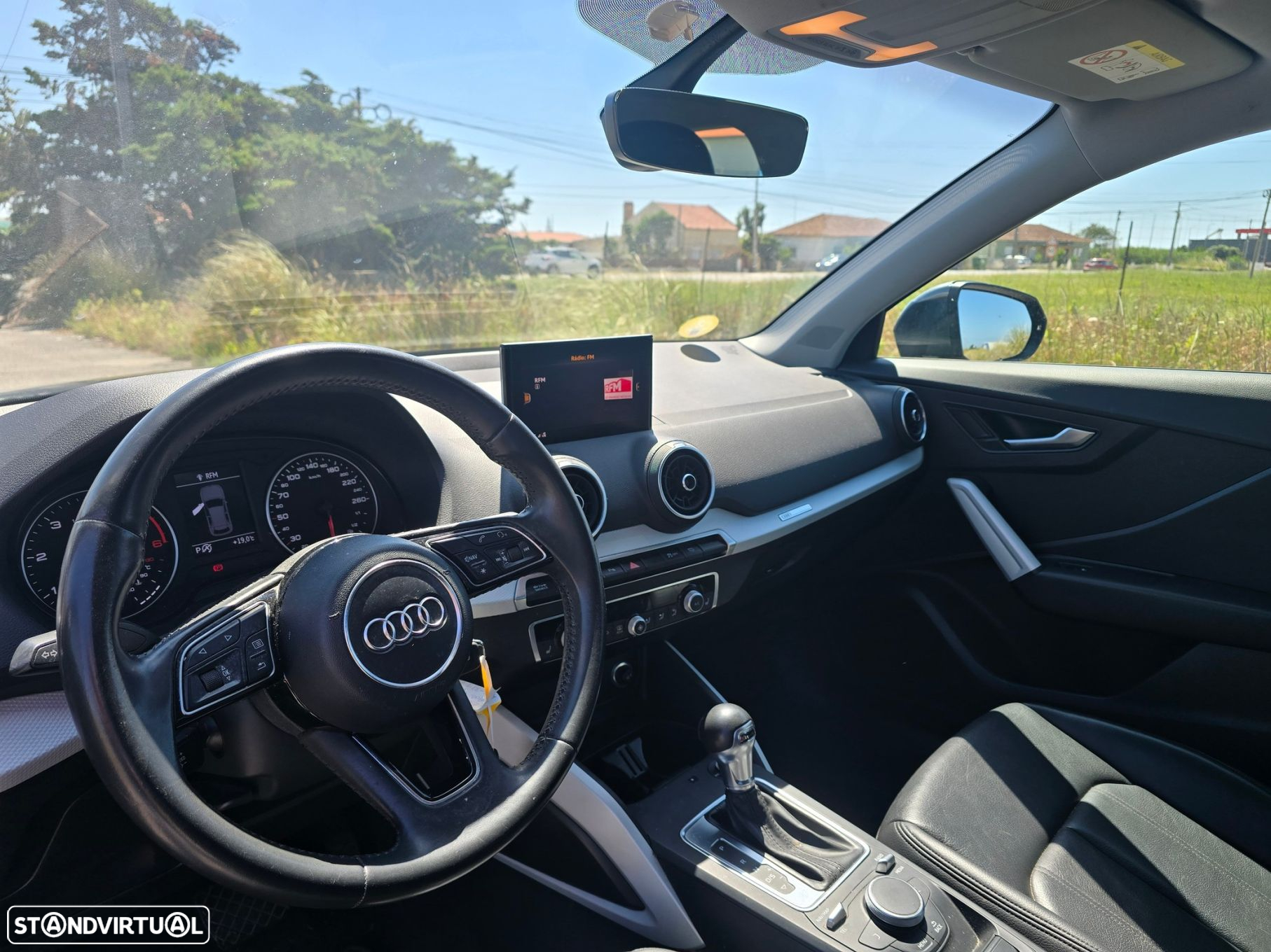Audi Q2 35 TDI Design S tronic - 7