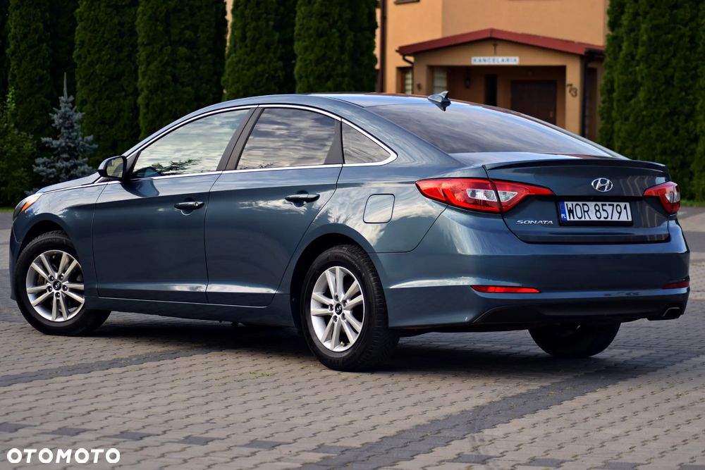 Hyundai Sonata 2.4 SE - 10