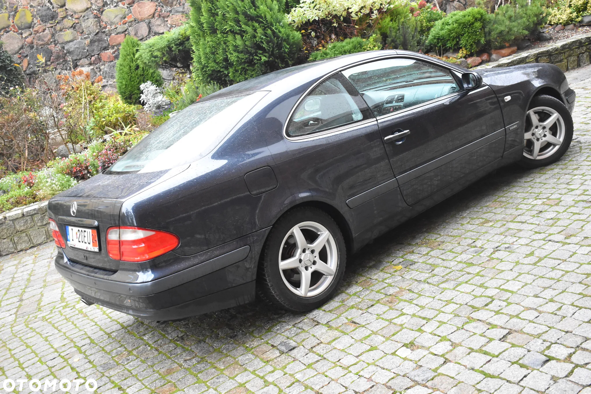 Mercedes-Benz CLK 320 - 4