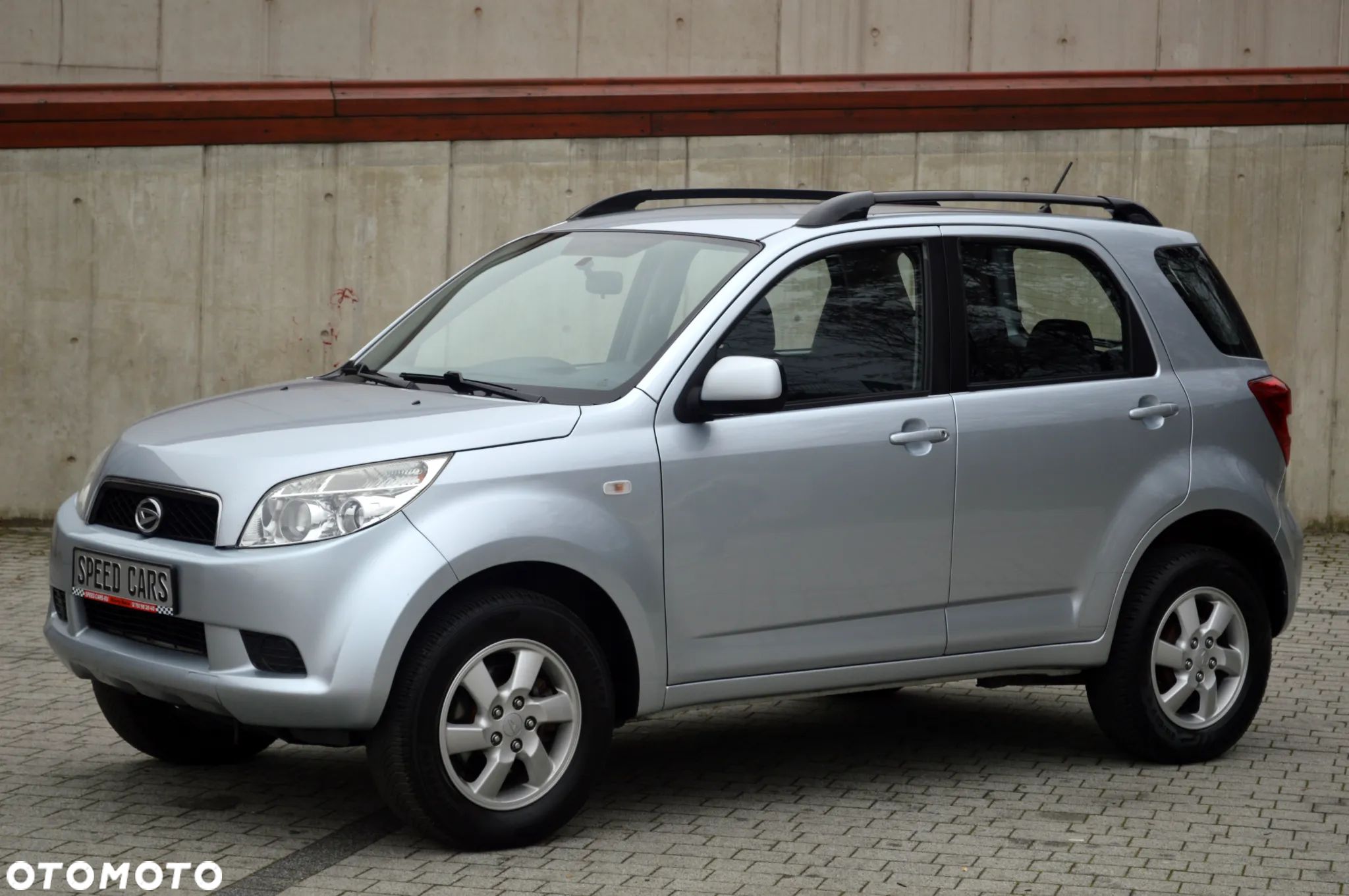 Daihatsu Terios - 1