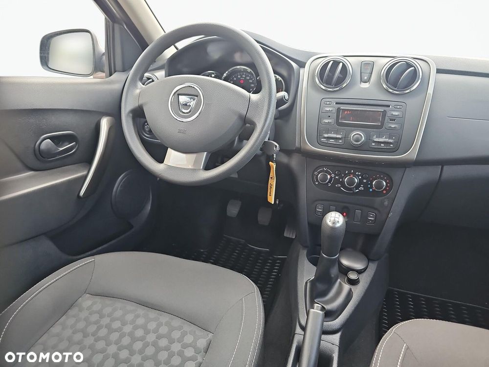 Dacia Sandero - 11