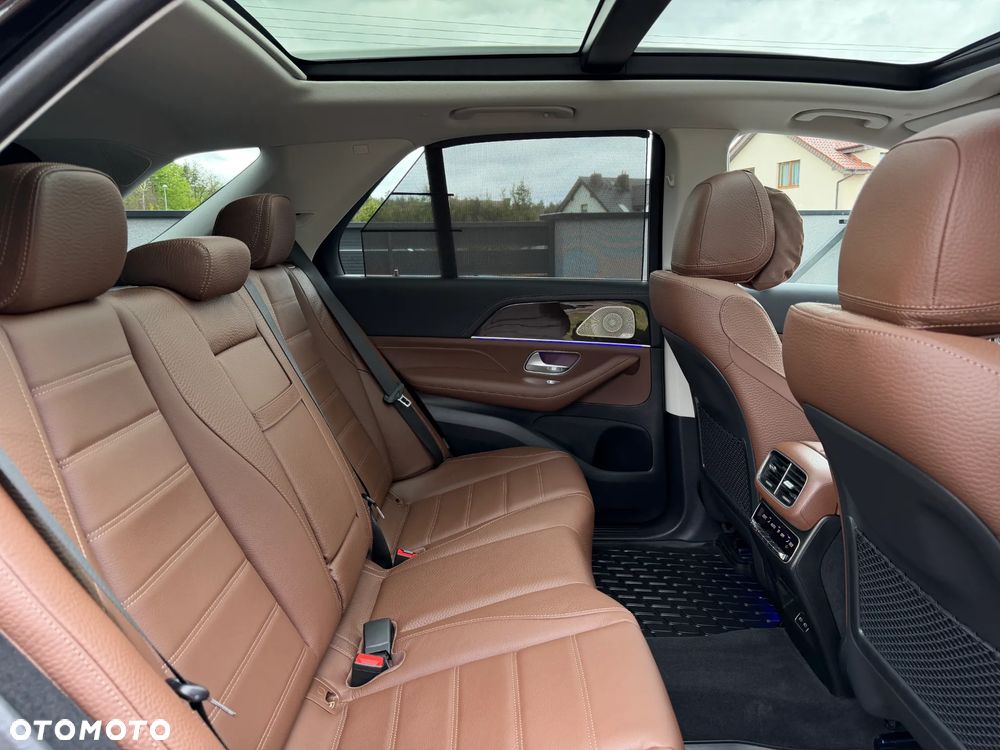 Mercedes-Benz GLE - 22