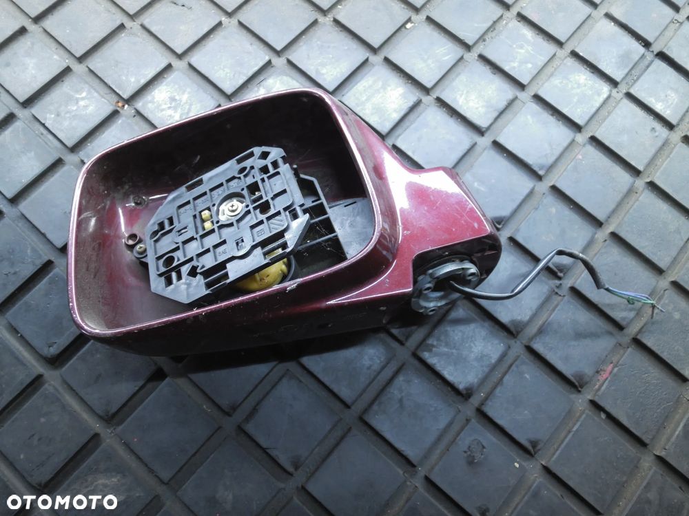 NISSAN X-TRAIL T30 LUSTERKO LEWE 3PIN EUROPA - 2