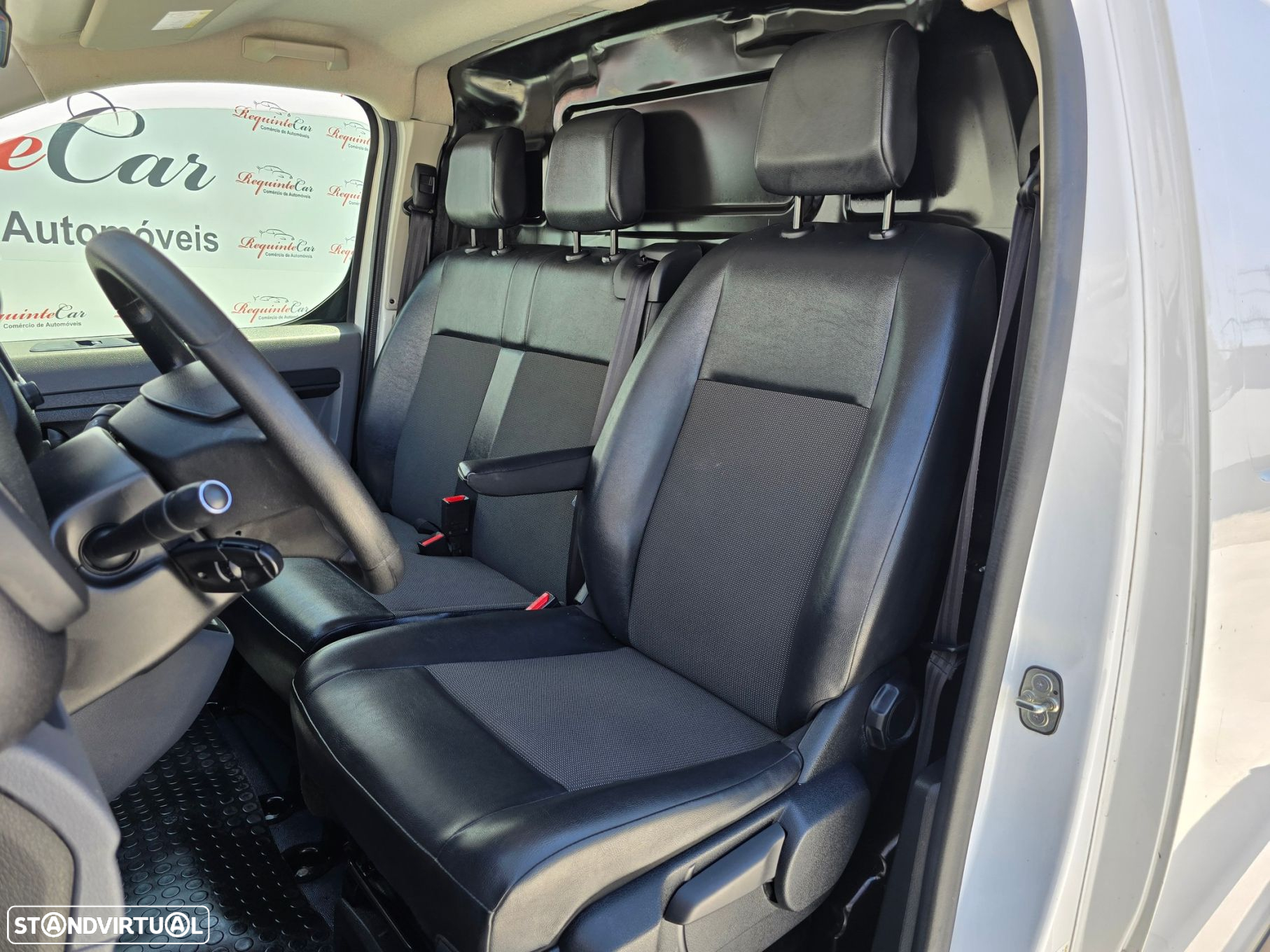 Peugeot Expert 2.0 BlueHDi L2H1 Pro Standard - 17