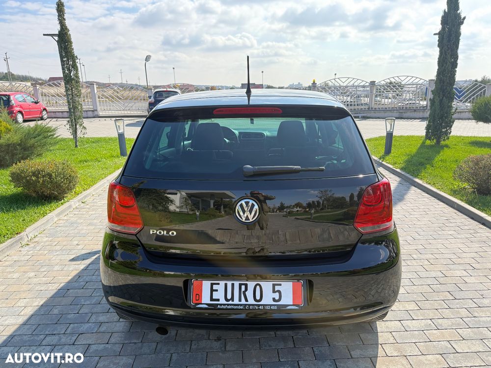 Volkswagen Polo 1.4 Highline DSG - 8
