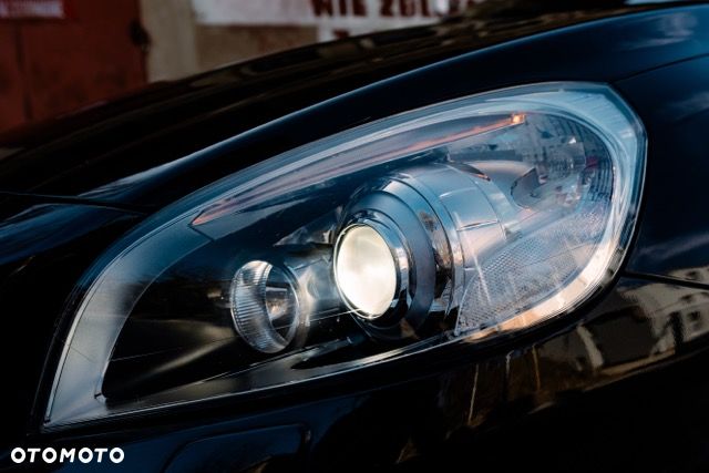 Volvo V60 D3 Geartronic R-Design - 21